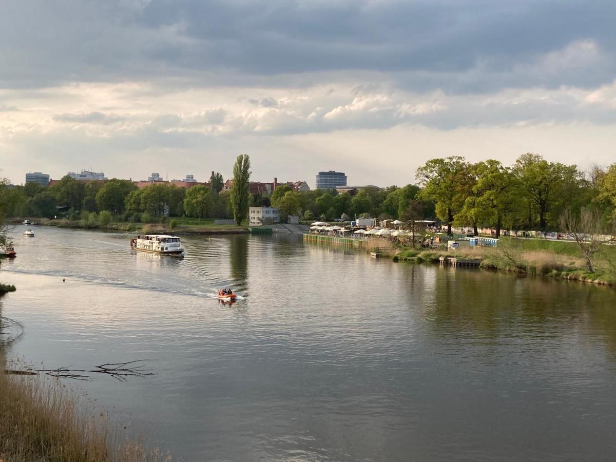 Apartament Na Grobli, Przy Kladce Zwierzynieckiej Wroclaw Ngoại thất bức ảnh