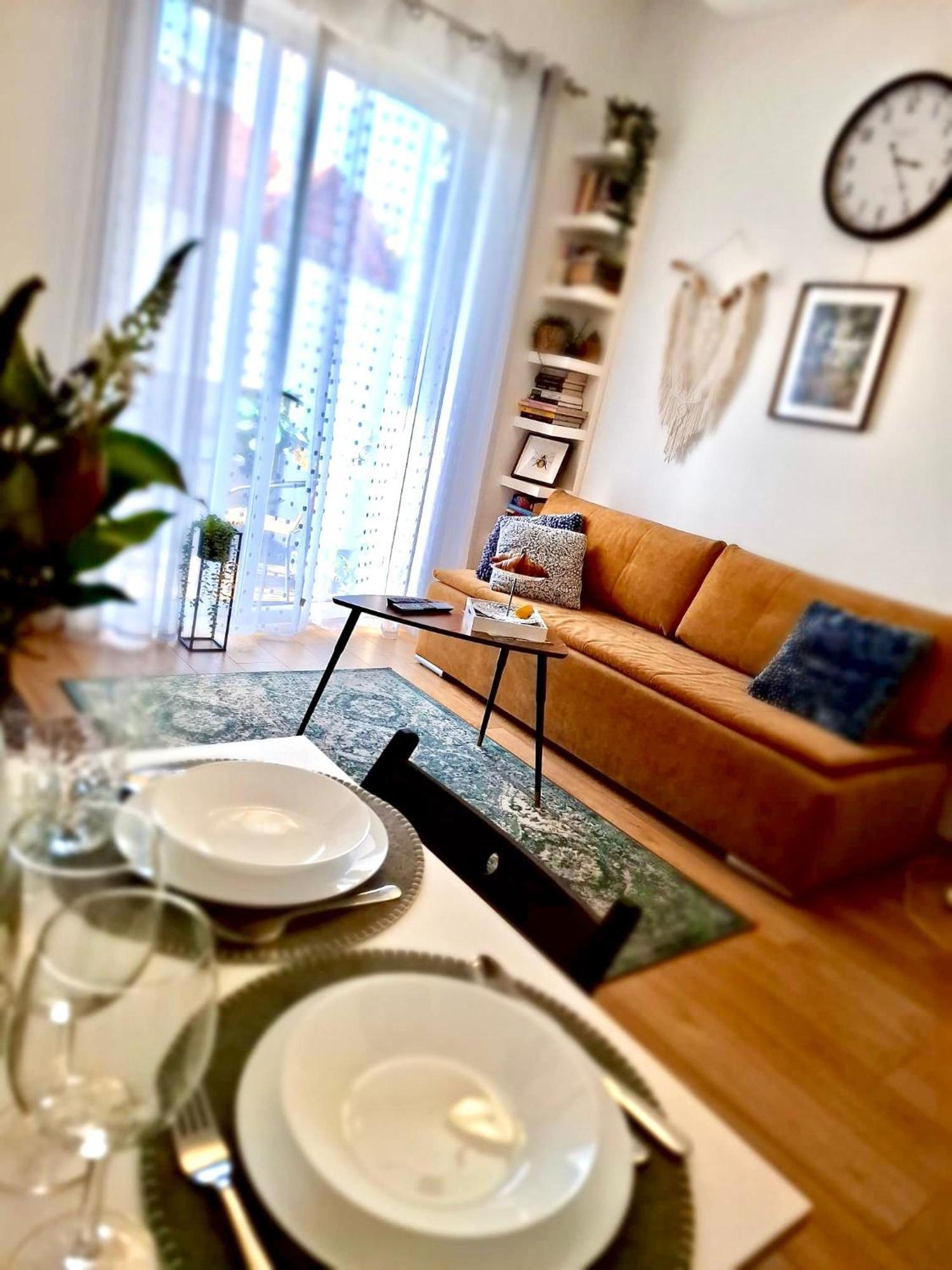 Apartament Na Grobli, Przy Kladce Zwierzynieckiej Wroclaw Ngoại thất bức ảnh